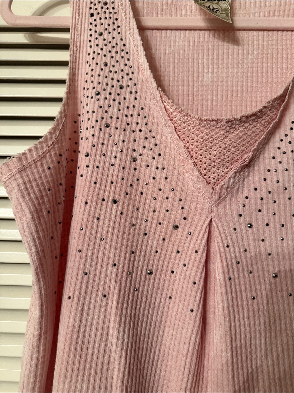 Vintage-inspired Rhinestone Ribbed Tank Top - Pink - Picture 3 of 4